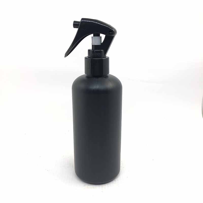 好蠟黑色噴瓶250ml(有鎖噴頭),P.E 2補充瓶 分裝瓶,可以裝酒精,次氯酸水